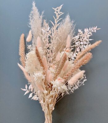 CF0B8F16 90EC 406B 8E06 4A0D0CA8B7F0 scaled - Trockenblumen, Wohndekoration, etc