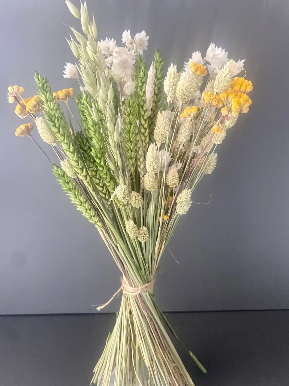 Dried flower bouquet "True to nature" with dried grasses - cornflowers - Perfect gift!