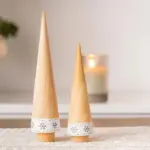 Holz Tannenbaum mit Schneeflocken – Weihnachtsdeko aus Naturholz - 2 Größen